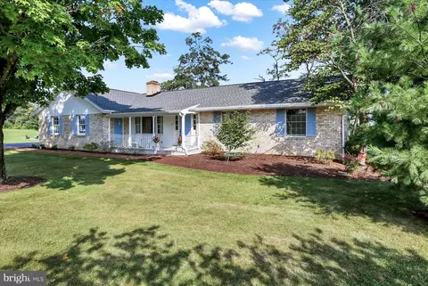 2120 Middle Ridge Rd, Newport, PA 17074