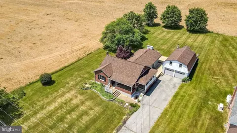 3034 Raccoon Valley Rd, Millerstown, PA 17062