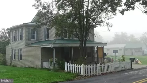29 Creek Rd, Millerstown, PA 17062