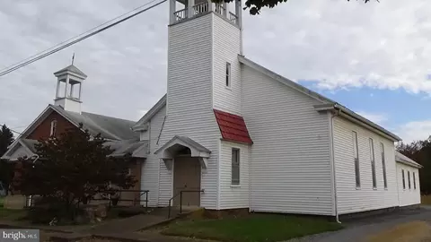 12 Milford Rd, Newport, PA 17074