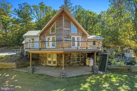 318 Pisgah Rd, Shermans Dale, PA 17090