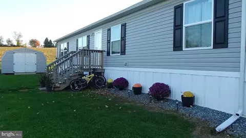 128 Wheatfield Ln, Shermans Dale, PA 17090