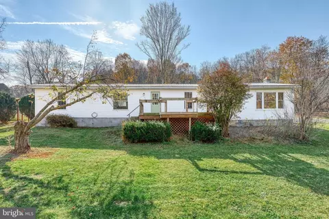 330 Youngs Church Rd, Shermans Dale, PA 17090