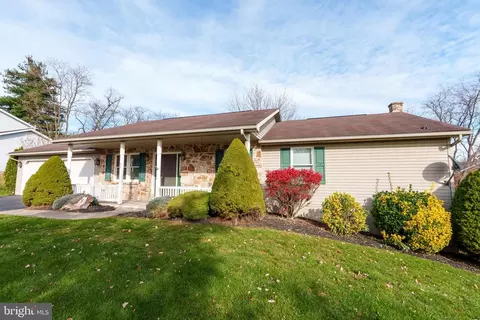 34 Cambridge Cir, Liverpool, PA 17045