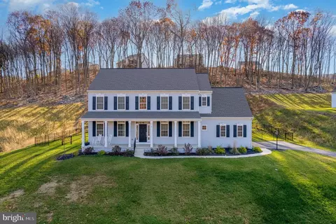 110 Stone Arch Dr, Marysville, PA 17053