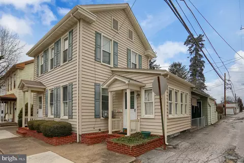 224 Mulberry St, Newport, PA 17074