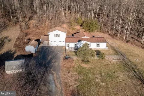 1139 Bower Rd, Shermans Dale, PA 17090