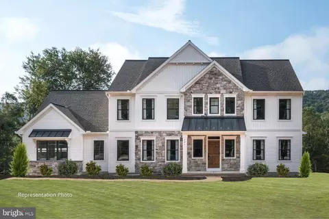 209 E Stewart Ct, Marysville, PA 17053