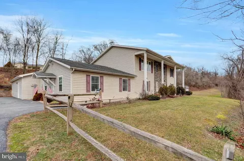 1121 23 Montour, Loysville, PA 17047