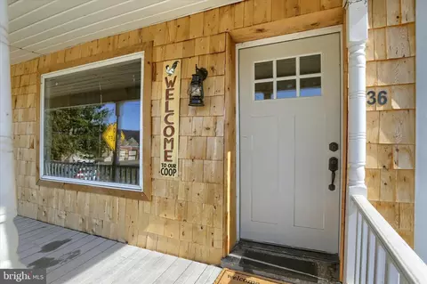 36 N High St, Millerstown, PA 17062
