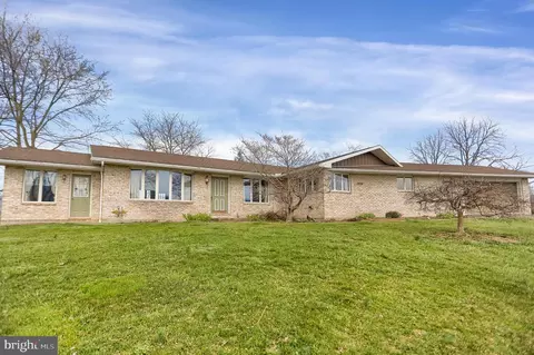 5565 Shermans Valley Rd, Loysville, PA 17047