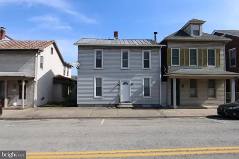 23 S 4th St, Newport, PA 17074