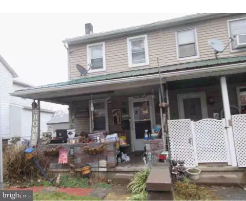 54 Valley St, Duncannon, PA 17020