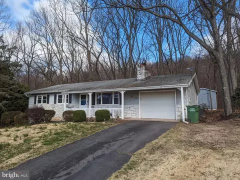 2005 Holly St, Marysville, PA 17053
