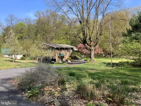 100 Butchershop Rd, Duncannon, PA 17020