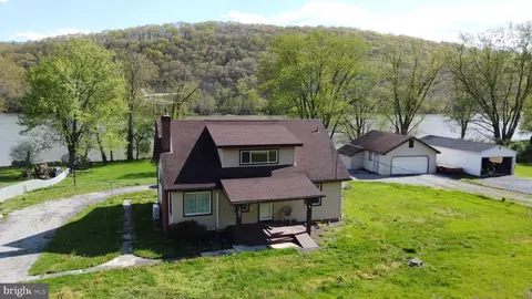 360 Juniata Pkwy E, Newport, PA 17074