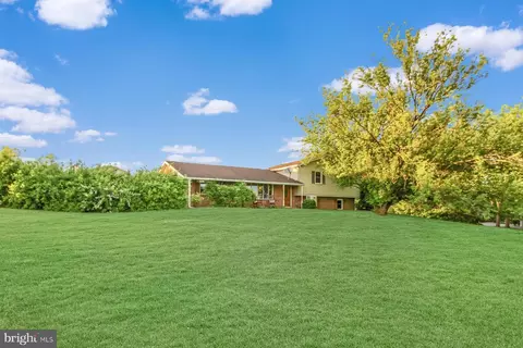 620 Fairground Rd, Newport, PA 17074