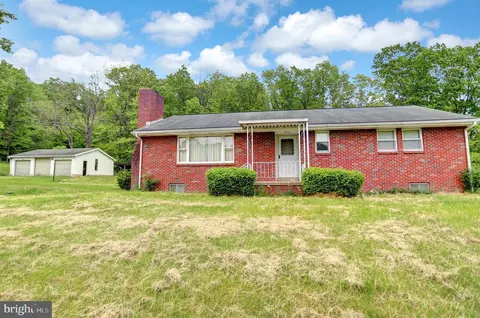 600 Shull Hill Rd, Newport, PA 17074