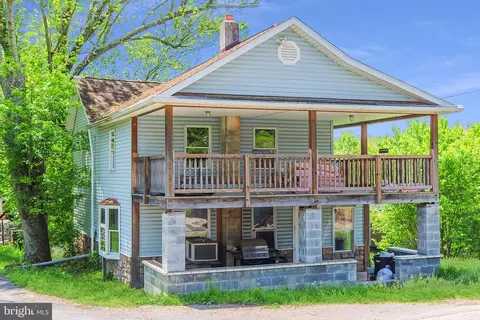 12 Covered Bridge Ln, Duncannon, PA 17020