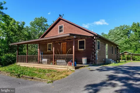 201 Center Rd, Newport, PA 17074
