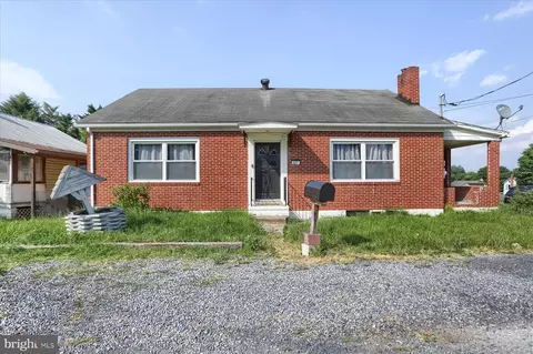 327 S 4th St, Newport, PA 17074