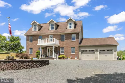 33 Gypsy Hollow Rd, Newport, PA 17074