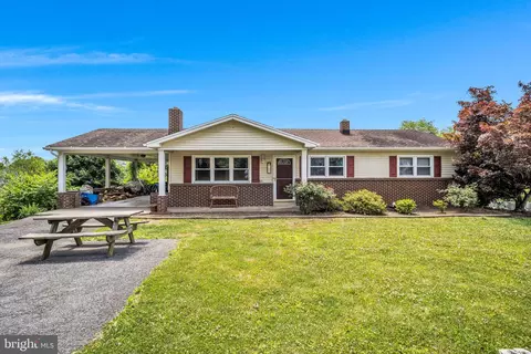 105 Nace St, Millerstown, PA 17062