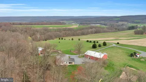 650 Pension Hollow Rd, Loysville, PA 17047