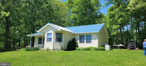 67 Buck Tail Ln, Newport, PA 17074