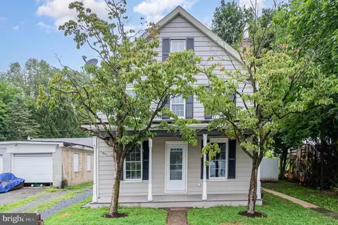 228 W Main St, New Bloomfield, PA 17068