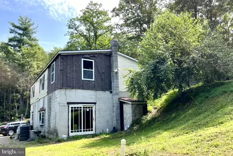 5939 Spring Rd, Shermans Dale, PA 17090