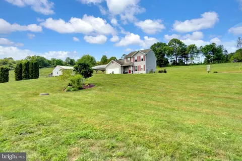 1304 Honeysuckle Hollow Rd, Elliottsburg, PA 17024