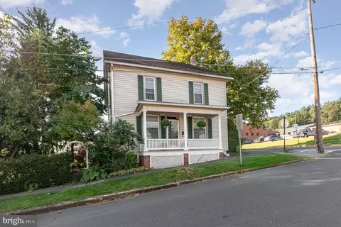 445 Gantt St, Newport, PA 17074