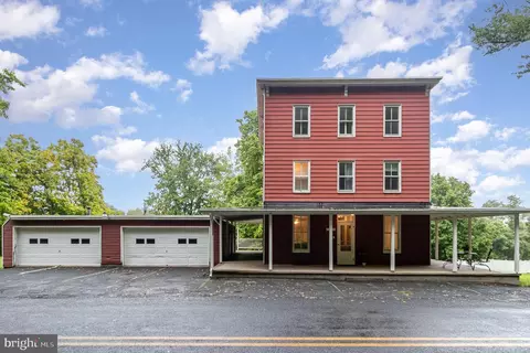 226 Schoolhouse Rd, Duncannon, PA 17020