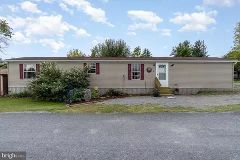 86 Firehouse Ln, Ickesburg, PA 17037