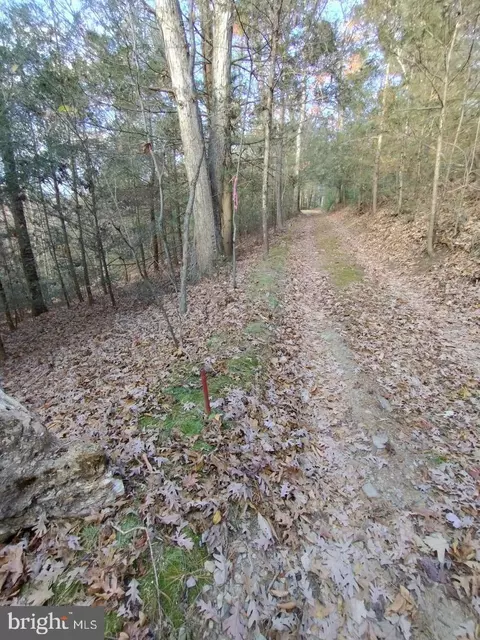 Rohm Lane, Loysville, PA 17047