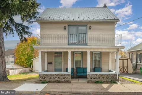 624 N High St, Duncannon, PA 17020