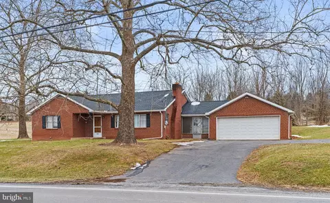 5451 Spring Rd, Shermans Dale, PA 17090