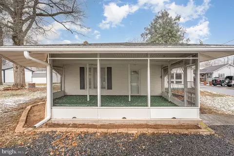 43 Mill St, Duncannon, PA 17020