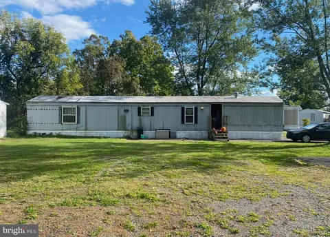 185 Paradise Park, New Bloomfield, PA 17068