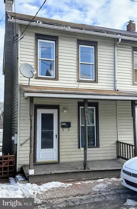 525 S 4th St, Newport, PA 17074