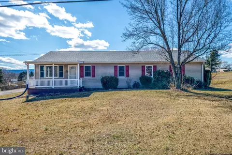 635 New Bloomfield Rd, Duncannon, PA 17020