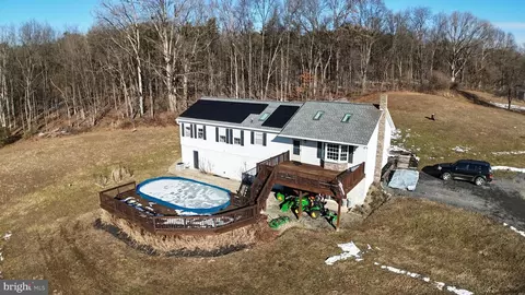 430 Evergreen Rd, New Bloomfield, PA 17068