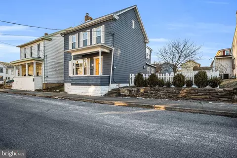 125 N High St, Duncannon, PA 17020