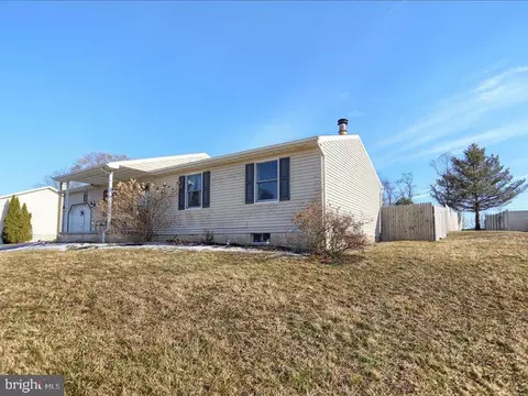 3390 Shermans Valley Rd, Loysville, PA 17047