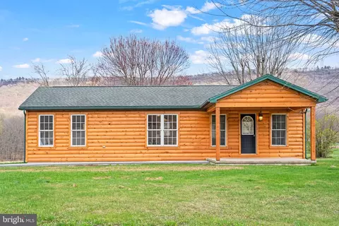 7810 Horse Valley Rd, East Waterford, PA 17021