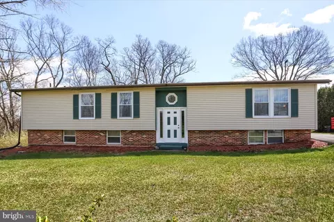 55 Donald St, Shermans Dale, PA 17090