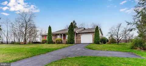 631 Newport Rd, Duncannon, PA 17020