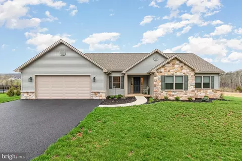 50 Dark Hollow Rd, Shermans Dale, PA 17090