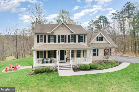 55 Stoner Dr, Shermans Dale, PA 17090